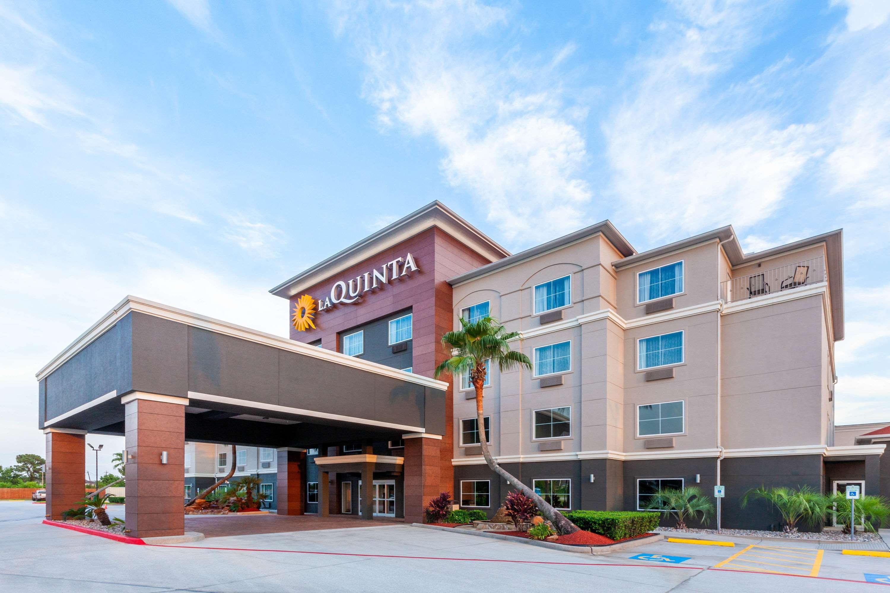 La Quinta By Wyndham Houston Channelview Exterior photo